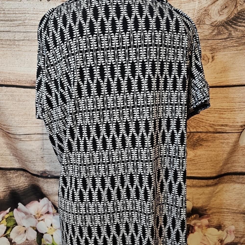 XL East5th Blouse/Dress Shirt - Picture 2 of 5